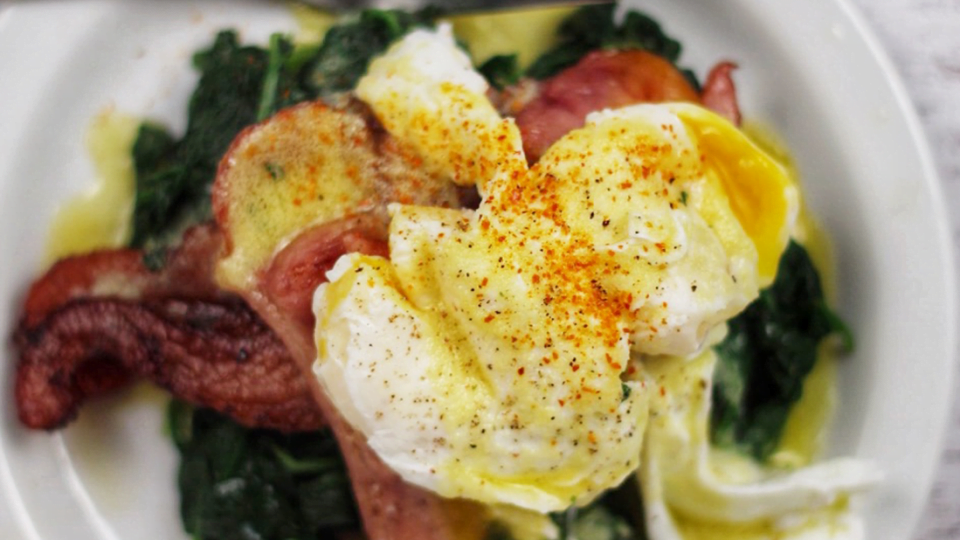 Spinach Benedict Over Sliced Ham - Real Plans