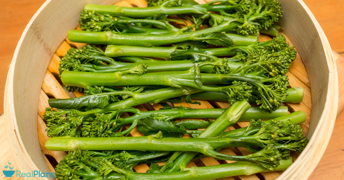 A pot of steamed broccoli.