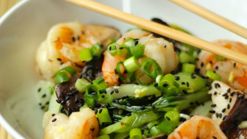 Shrimp Stirfry with Mushrooms and Greens