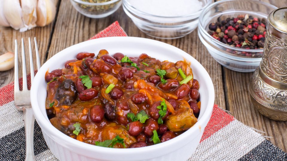 Vegetable stew with red beans