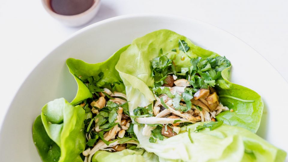 PF Chang Inspired Chicken Lettuce Cups – horizontal
