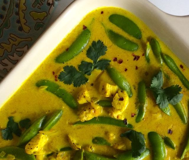 Coconut Curry with Chicken and Snow Peas